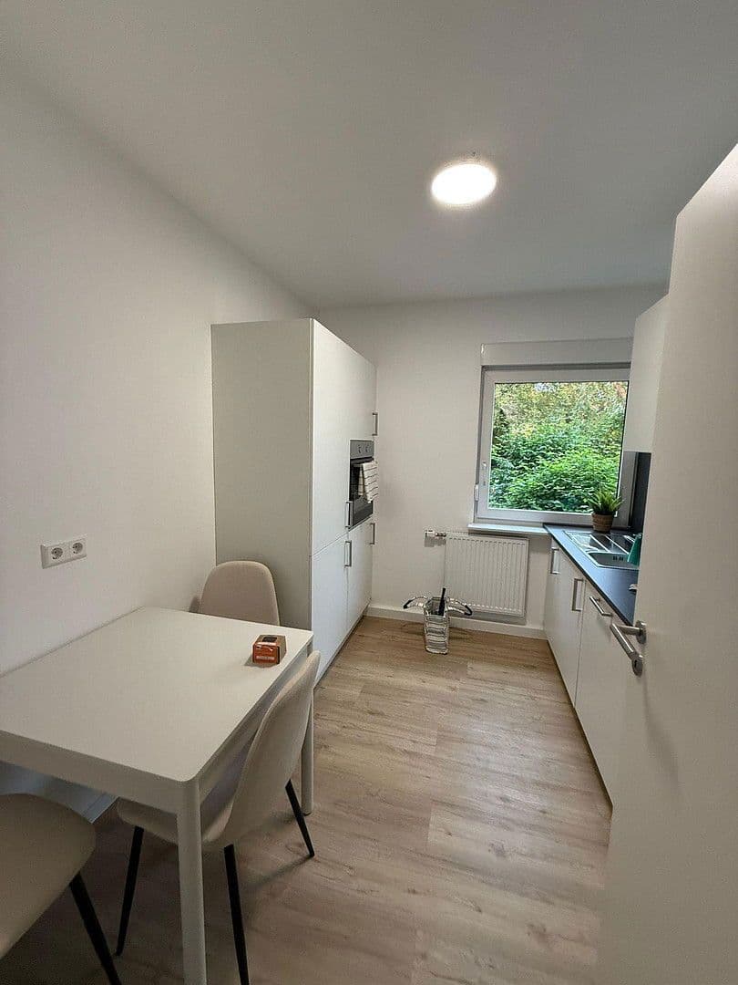 Pronájem bytu 10 m², Heilbronn, Bádensko-Württembersko Pronájem bytu 10 m², Heilbronn, Bádensko-Württembersko
