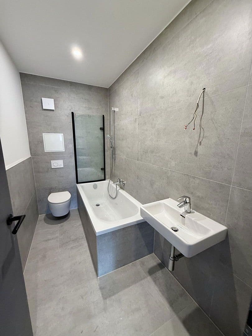 Pronájem bytu 2+1 53 m², Schäferstraße 1, Waldenburg, Sasko Pronájem bytu 2+1 53 m², Schäferstraße 1, Waldenburg, Sasko