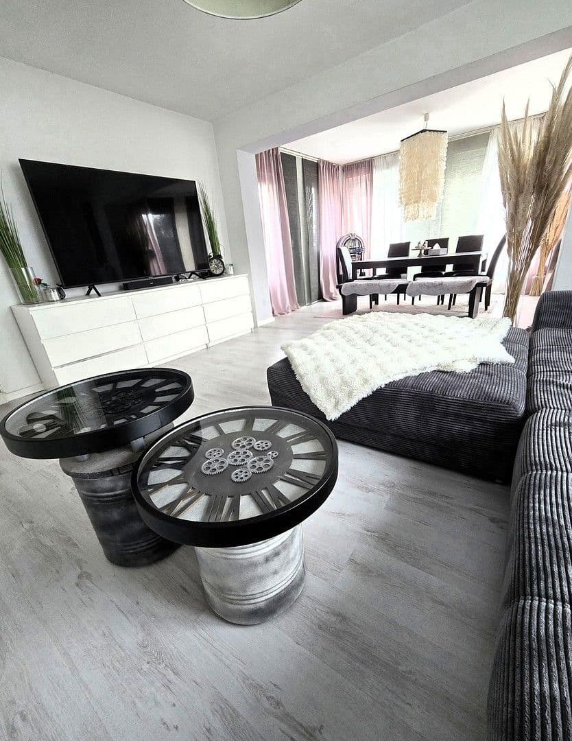 Prodej domu 306 m², pozemek 345 m², Großostheim, Bavorsko Prodej domu 306 m², pozemek 345 m², Großostheim, Bavorsko