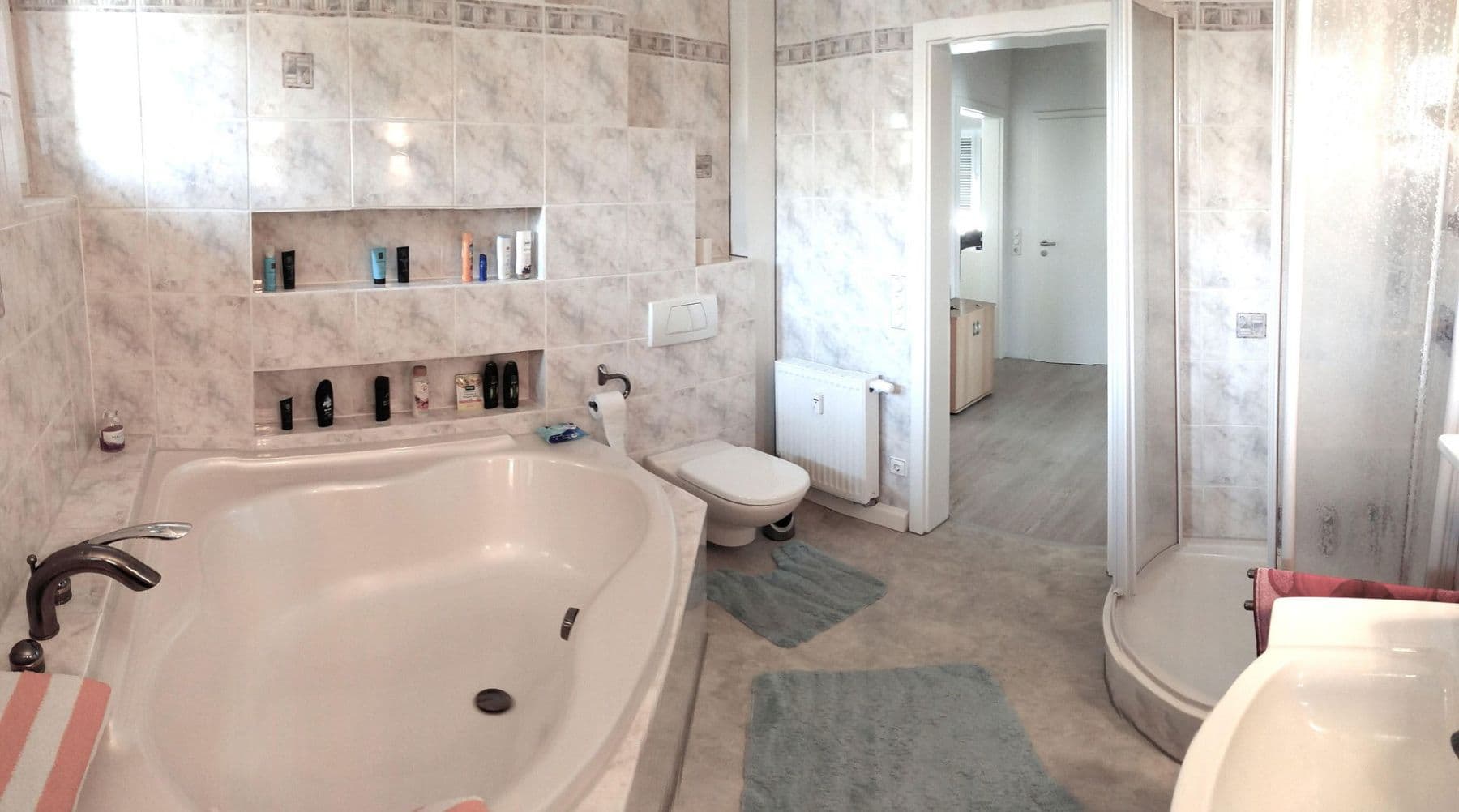 Prodej domu 306 m², pozemek 345 m², Großostheim, Bavorsko Prodej domu 306 m², pozemek 345 m², Großostheim, Bavorsko