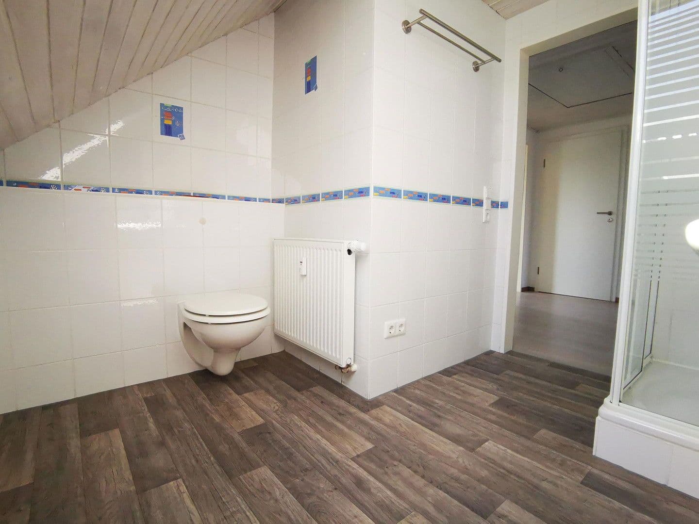 Prodej domu 306 m², pozemek 345 m², Großostheim, Bavorsko Prodej domu 306 m², pozemek 345 m², Großostheim, Bavorsko