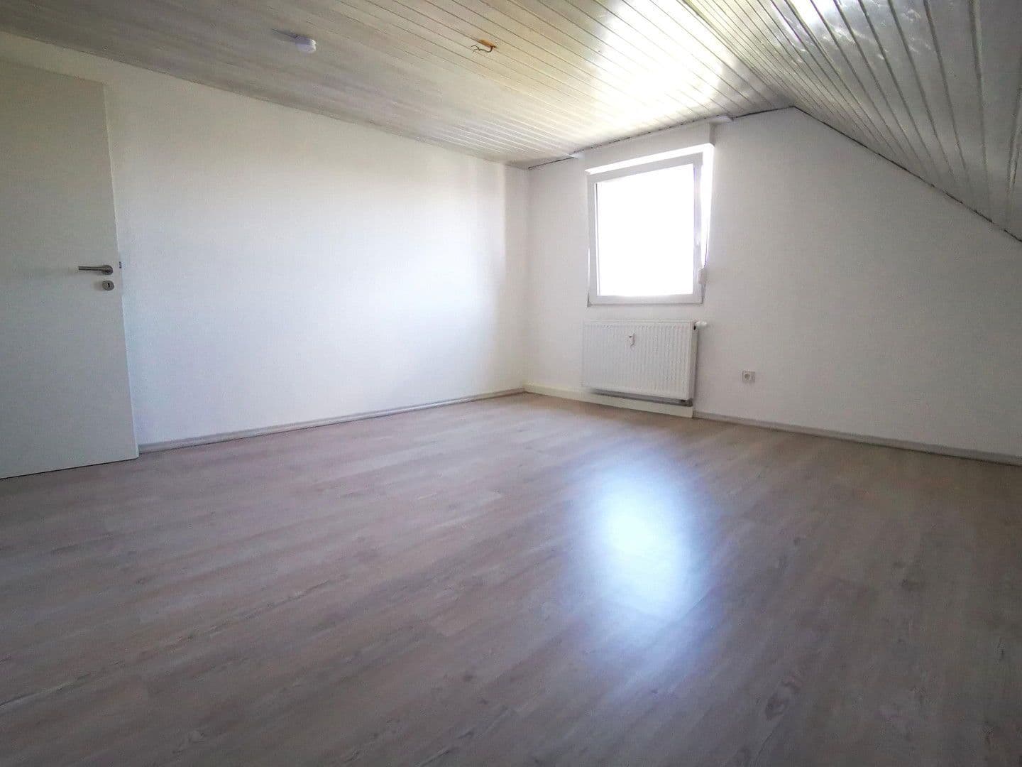 Prodej domu 306 m², pozemek 345 m², Großostheim, Bavorsko Prodej domu 306 m², pozemek 345 m², Großostheim, Bavorsko