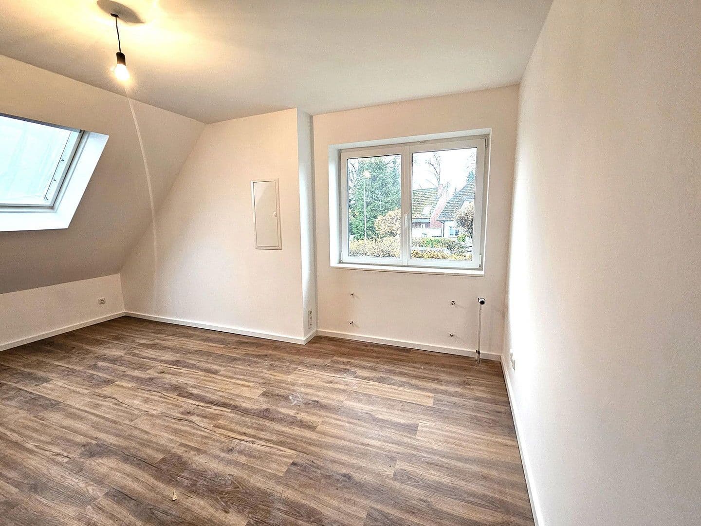Prodej bytu 2+1 45 m², Pinneberg, Šlesvicko-Holštýnsko Prodej bytu 2+1 45 m², Pinneberg, Šlesvicko-Holštýnsko