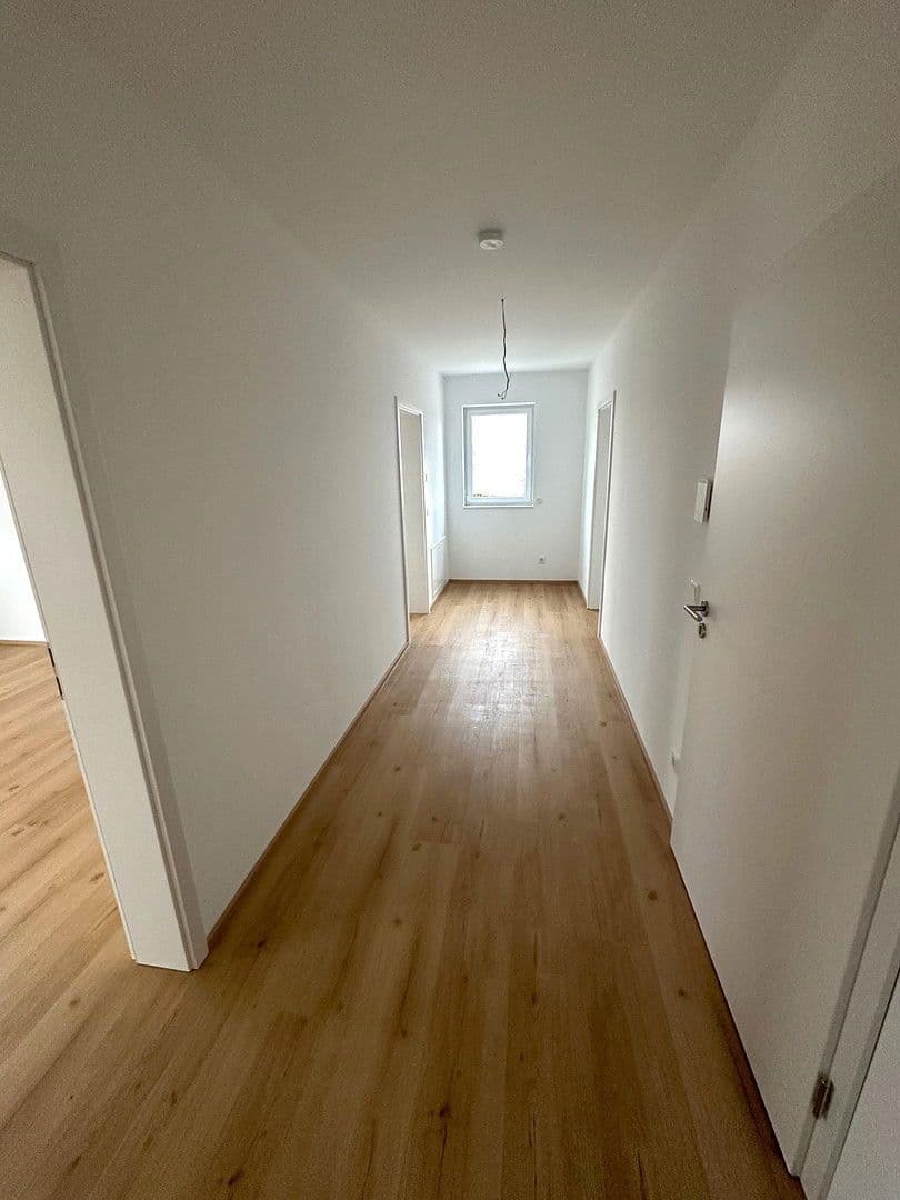 Pronájem bytu 3+1 83 m², Erlangen, Bavorsko Pronájem bytu 3+1 83 m², Erlangen, Bavorsko