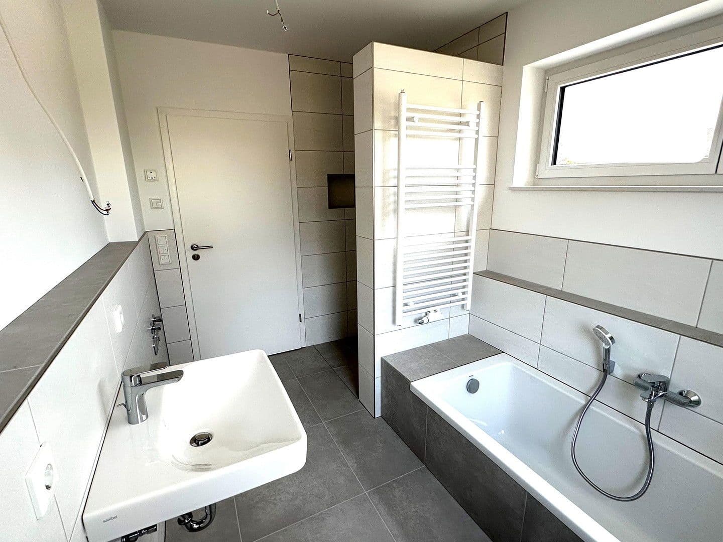 Pronájem bytu 3+1 83 m², Erlangen, Bavorsko Pronájem bytu 3+1 83 m², Erlangen, Bavorsko