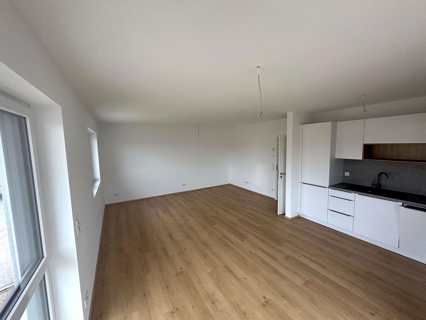 Pronájem bytu 3+1 83 m², Erlangen, Bavorsko Pronájem bytu 3+1 83 m², Erlangen, Bavorsko