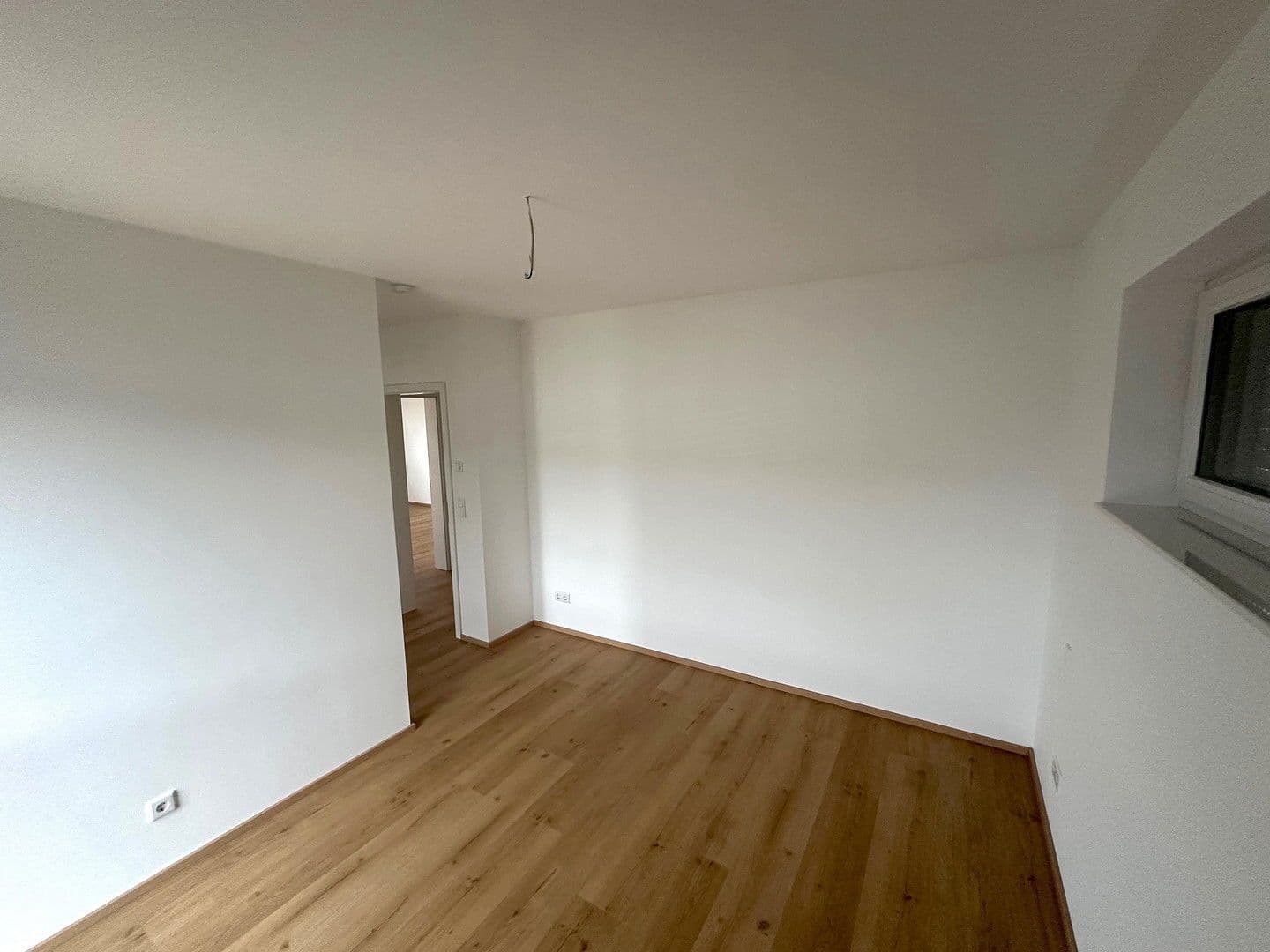 Pronájem bytu 3+1 83 m², Erlangen, Bavorsko Pronájem bytu 3+1 83 m², Erlangen, Bavorsko