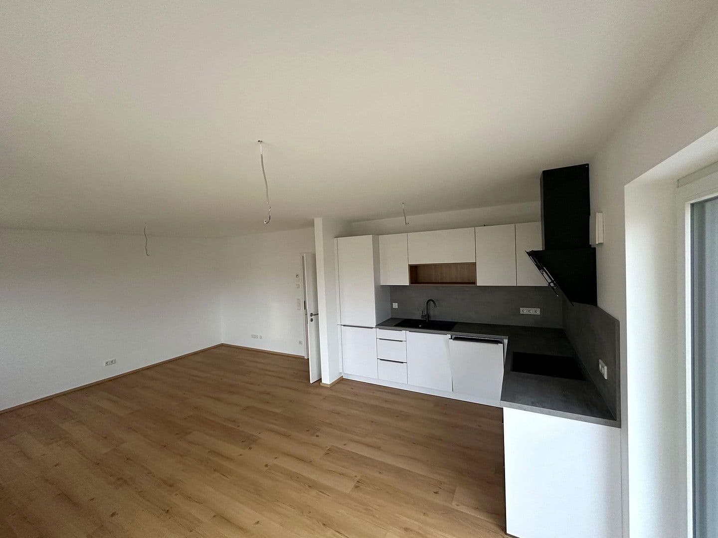 Pronájem bytu 3+1 83 m², Erlangen, Bavorsko Pronájem bytu 3+1 83 m², Erlangen, Bavorsko