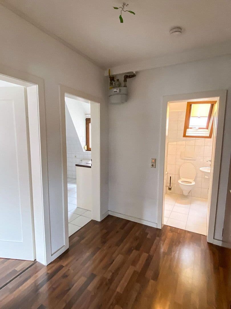 Pronájem bytu 2+1 45 m², Schwarenbergstraße 164, Stuttgart, Bádensko-Württembersko Pronájem bytu 2+1 45 m², Schwarenbergstraße 164, Stuttgart, Bádensko-Württembersko