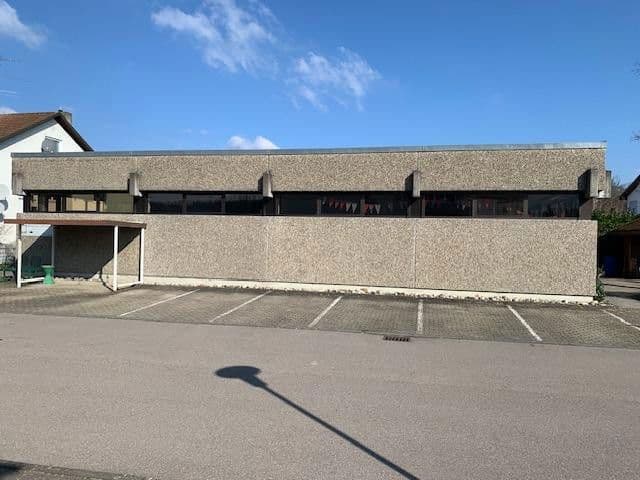 Pronájem nebytového prostoru 1.007 m², Waldstr 3, Lauchringen, Bádensko-Württembersko Pronájem nebytového prostoru 1.007 m², Waldstr 3, Lauchringen, Bádensko-Württembersko