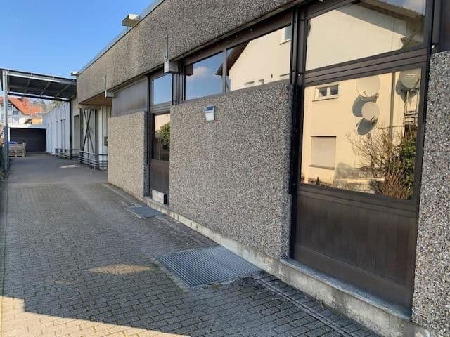 Pronájem nebytového prostoru 1.007 m², Waldstr 3, Lauchringen, Bádensko-Württembersko Pronájem nebytového prostoru 1.007 m², Waldstr 3, Lauchringen, Bádensko-Württembersko