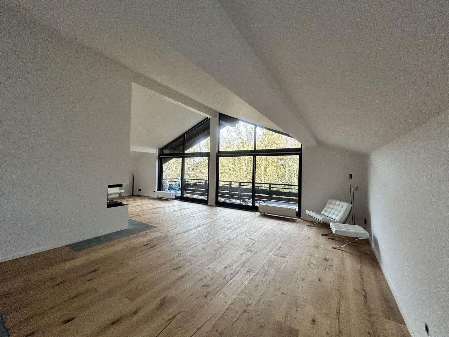 Prodej bytu 4+kk 160 m², Lärchenweg 21, Bad Endorf, Bavorsko Prodej bytu 4+kk 160 m², Lärchenweg 21, Bad Endorf, Bavorsko