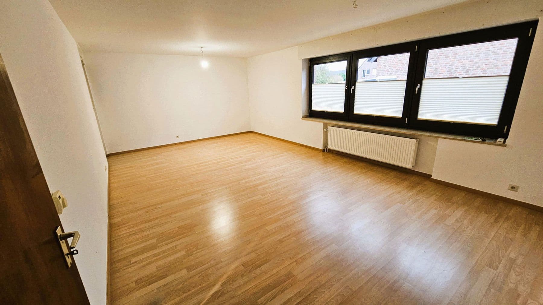 Prodej bytu 2+1 75 m², Jahnstr, Viersen, Severní Porýní-Vestfálsko Prodej bytu 2+1 75 m², Jahnstr, Viersen, Severní Porýní-Vestfálsko