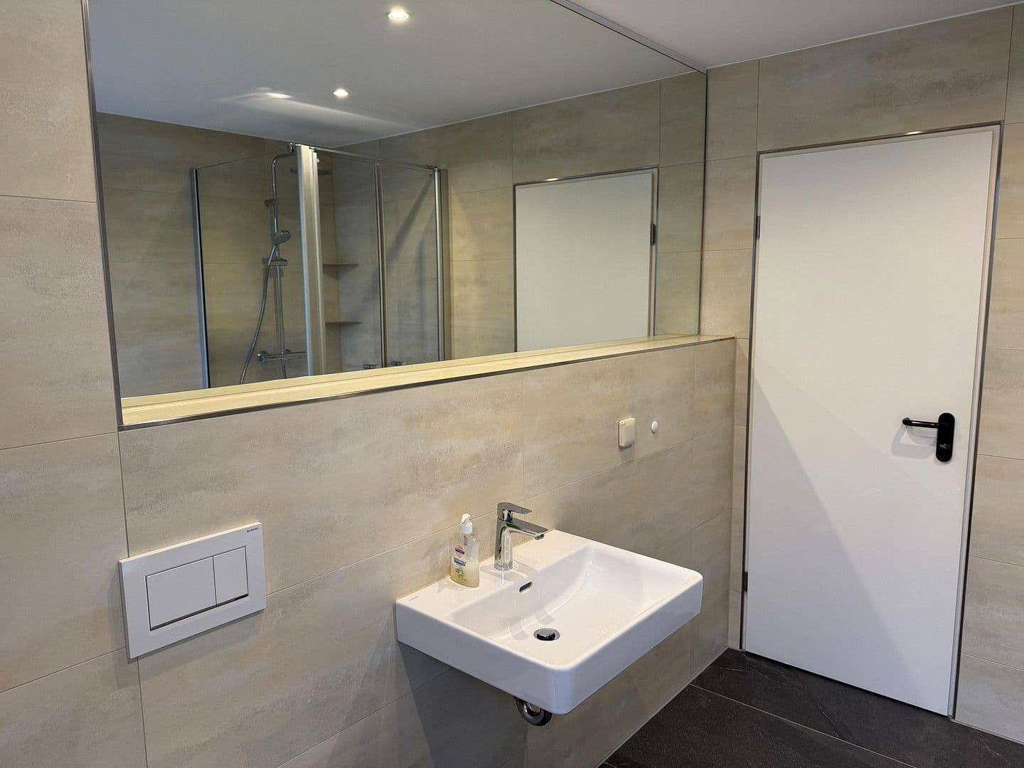 Pronájem bytu 3+1 98 m², Merseburger Str. 4c, Lützen, Sasko-Anhaltsko Pronájem bytu 3+1 98 m², Merseburger Str. 4c, Lützen, Sasko-Anhaltsko