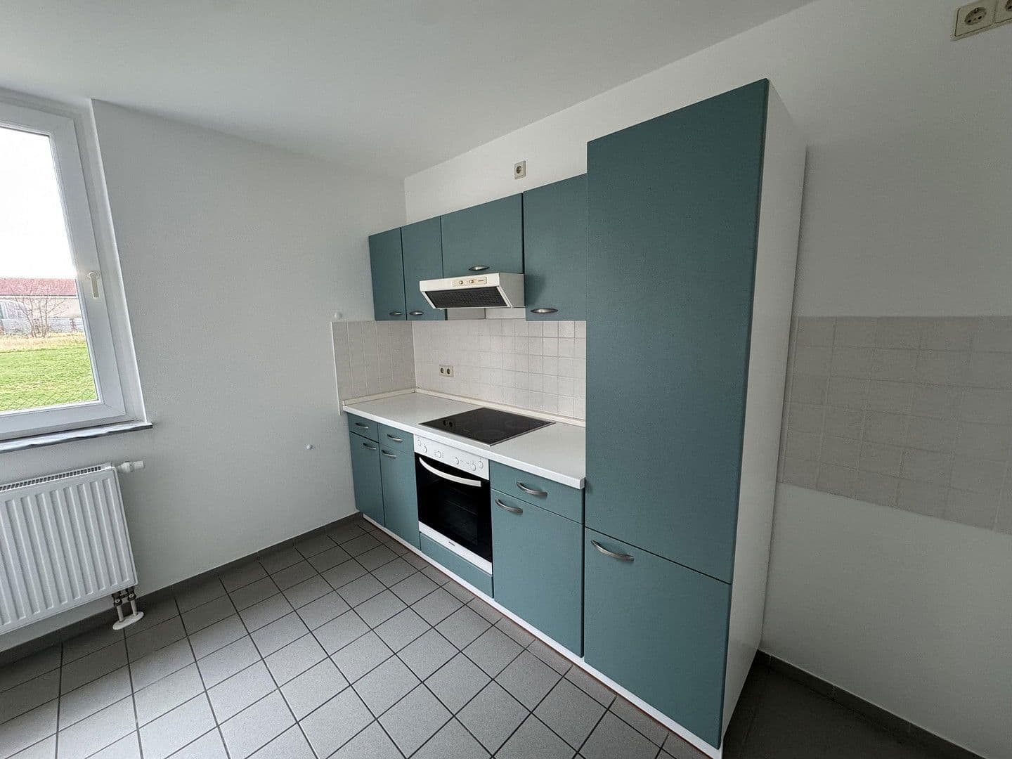 Pronájem bytu 3+1 98 m², Merseburger Str. 4c, Lützen, Sasko-Anhaltsko Pronájem bytu 3+1 98 m², Merseburger Str. 4c, Lützen, Sasko-Anhaltsko