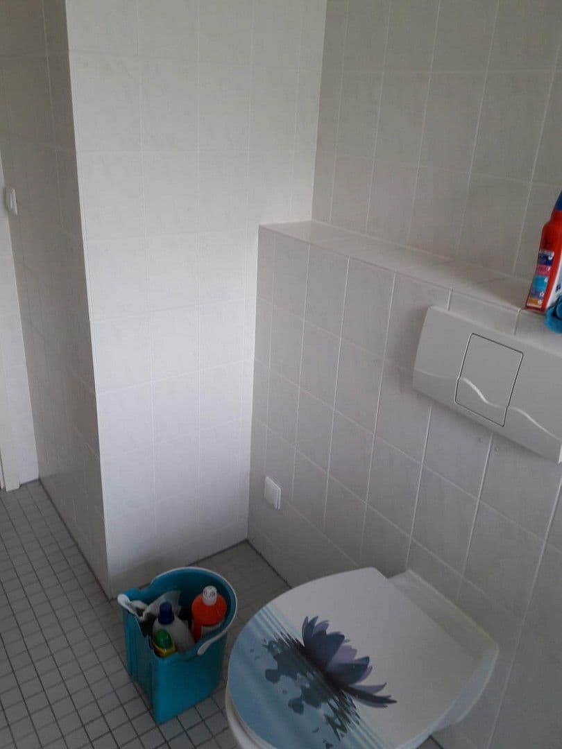 Prodej bytu 1+1 42 m², Robinienstr., Neubrandenburg, Mecklenburg-Vorpommern Prodej bytu 1+1 42 m², Robinienstr., Neubrandenburg, Mecklenburg-Vorpommern