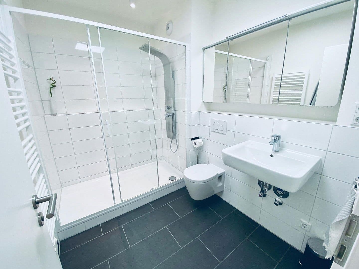 Pronájem bytu 2+1 58 m², Hamburg, Hamburg Pronájem bytu 2+1 58 m², Hamburg, Hamburg