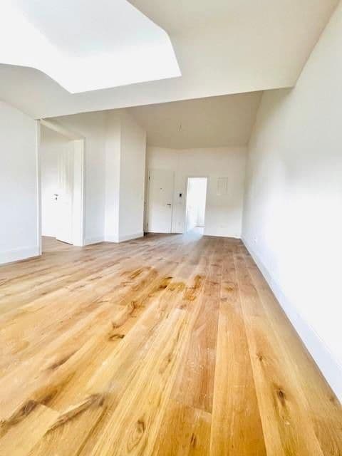 Pronájem bytu 2+1 53 m², Schwalbacher Straße 23, Frankfurt am Main, Hessen Pronájem bytu 2+1 53 m², Schwalbacher Straße 23, Frankfurt am Main, Hessen