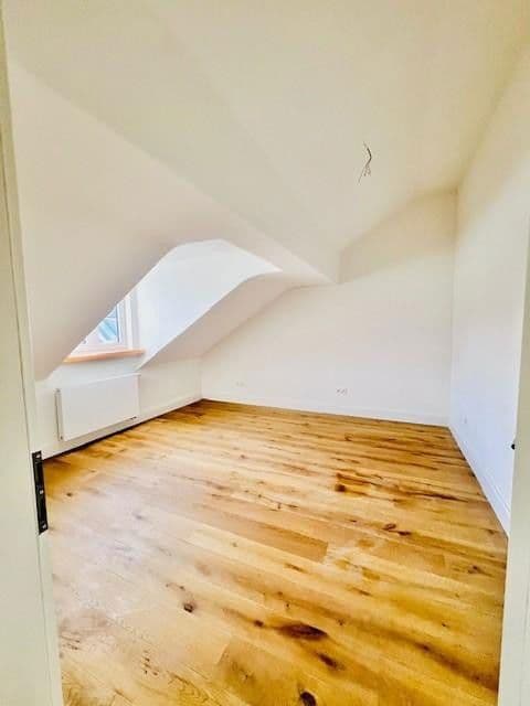 Pronájem bytu 2+1 53 m², Schwalbacher Straße 23, Frankfurt am Main, Hessen Pronájem bytu 2+1 53 m², Schwalbacher Straße 23, Frankfurt am Main, Hessen