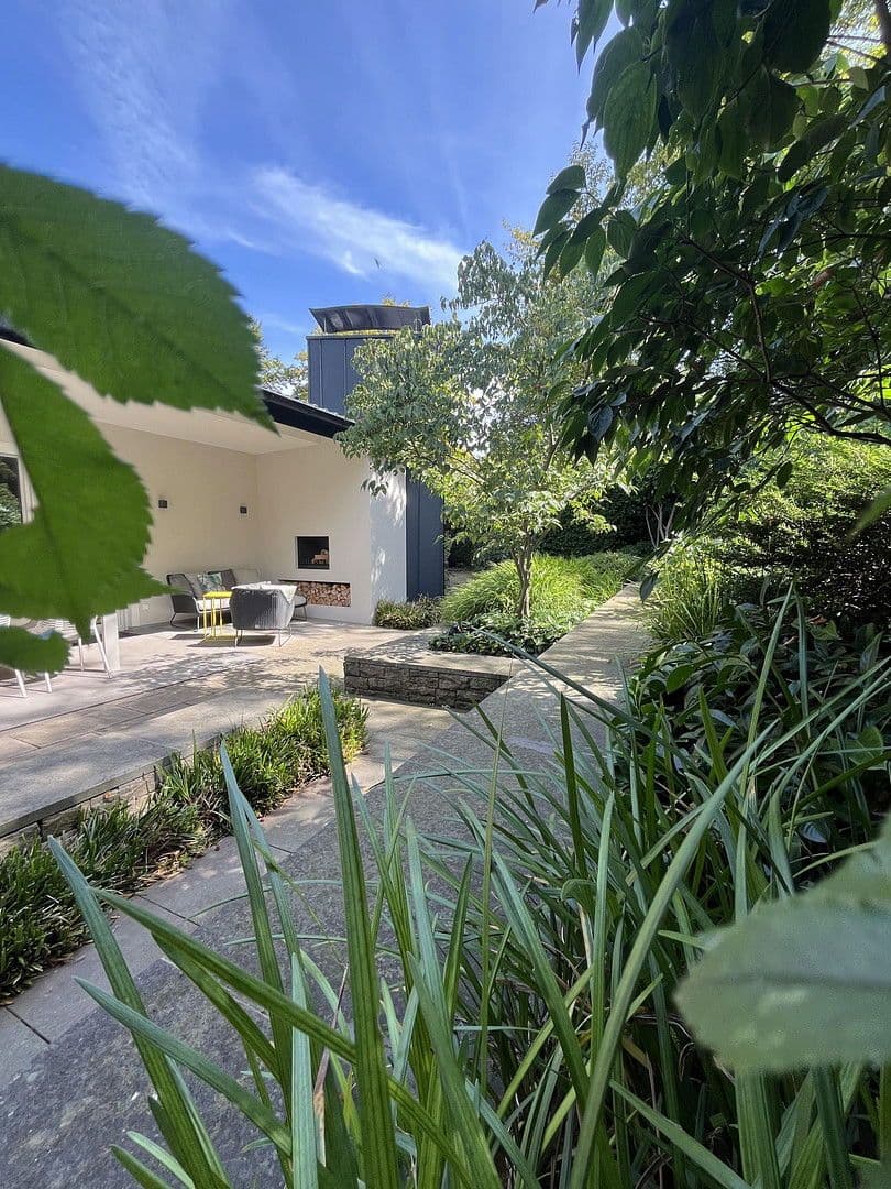 Prodej domu 210 m², pozemek 1.240 m², Königswinter, Severní Porýní-Vestfálsko Prodej domu 210 m², pozemek 1.240 m², Königswinter, Severní Porýní-Vestfálsko