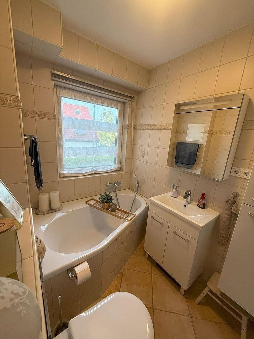 Prodej bytu 4+1 115 m², Berlin, Berlín Prodej bytu 4+1 115 m², Berlin, Berlín