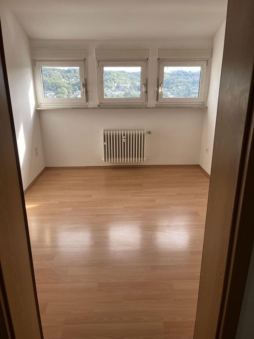 Pronájem bytu 4+1 77 m², Beseler Str. 20, Gummersbach, Severní Porýní-Vestfálsko Pronájem bytu 4+1 77 m², Beseler Str. 20, Gummersbach, Severní Porýní-Vestfálsko