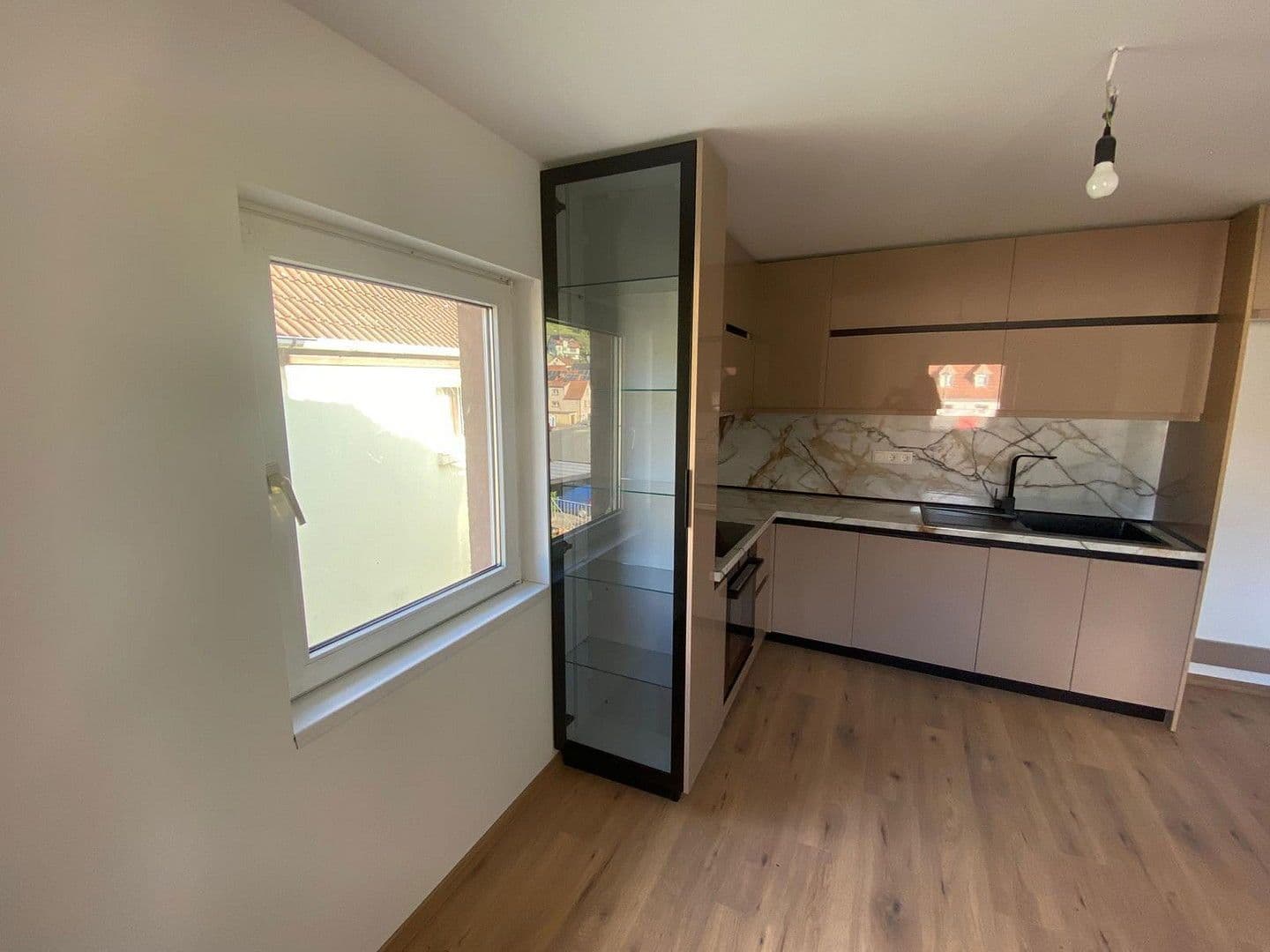 Pronájem bytu 2+1 56 m², Würzburg, Bavorsko Pronájem bytu 2+1 56 m², Würzburg, Bavorsko