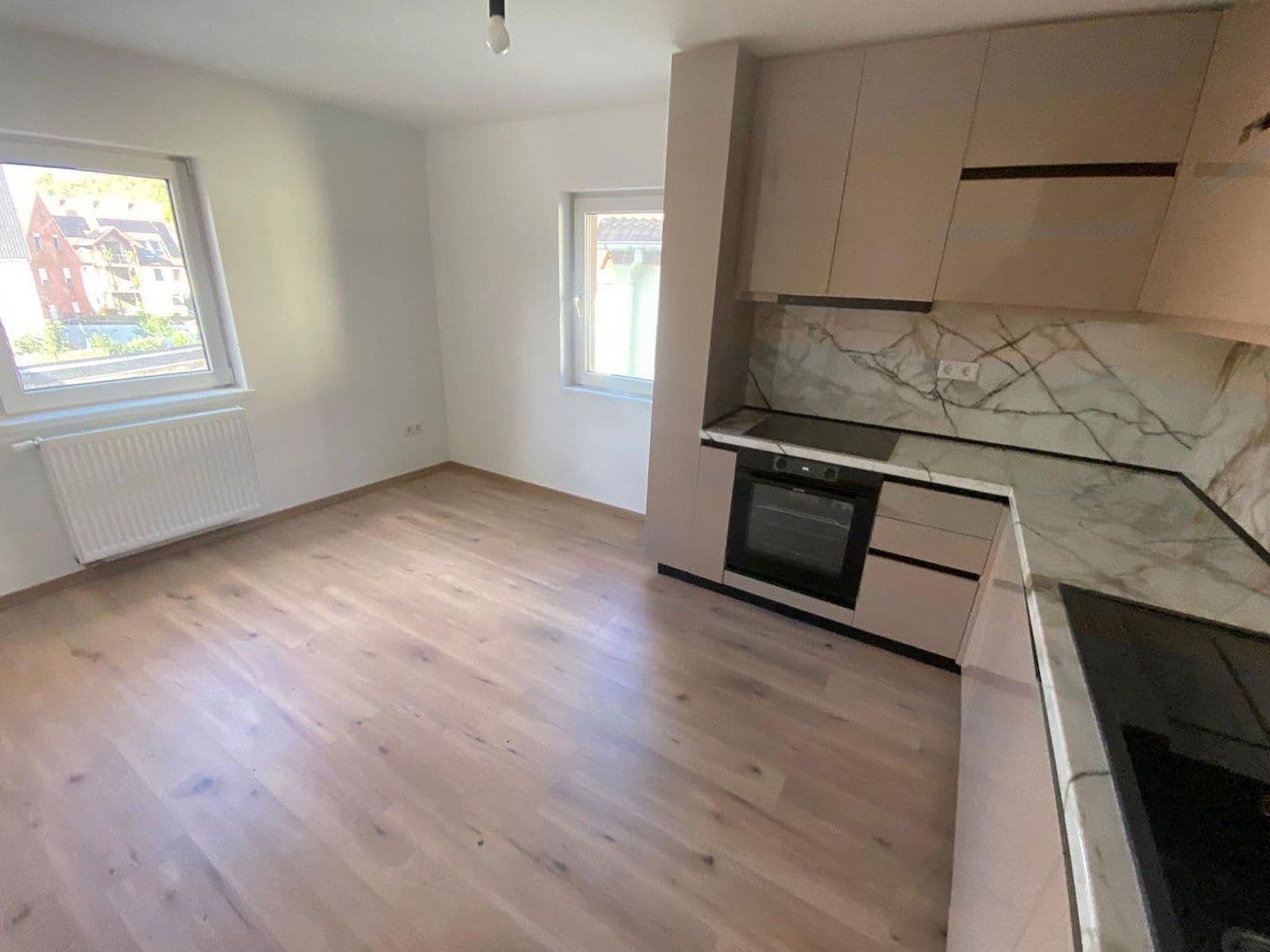 Pronájem bytu 2+1 56 m², Würzburg, Bavorsko Pronájem bytu 2+1 56 m², Würzburg, Bavorsko