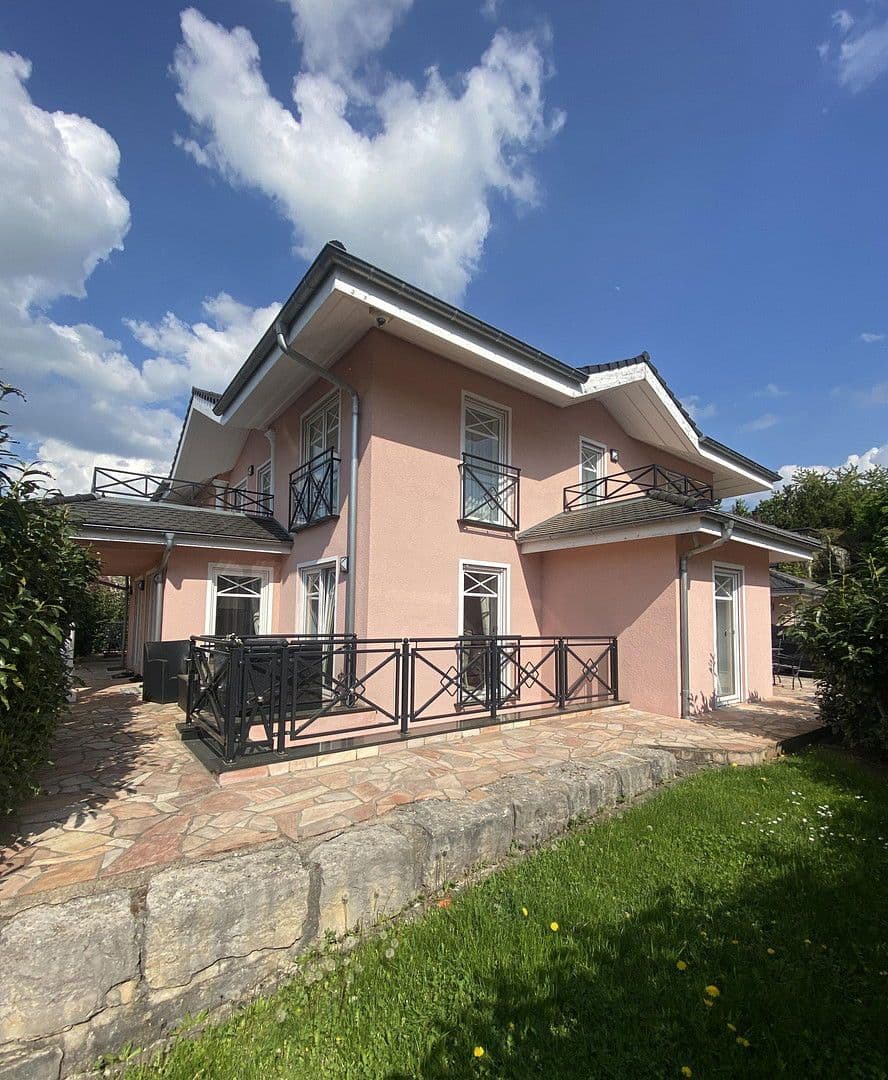 Prodej domu 300 m², pozemek 906 m², Hechingen, Bádensko-Württembersko Prodej domu 300 m², pozemek 906 m², Hechingen, Bádensko-Württembersko