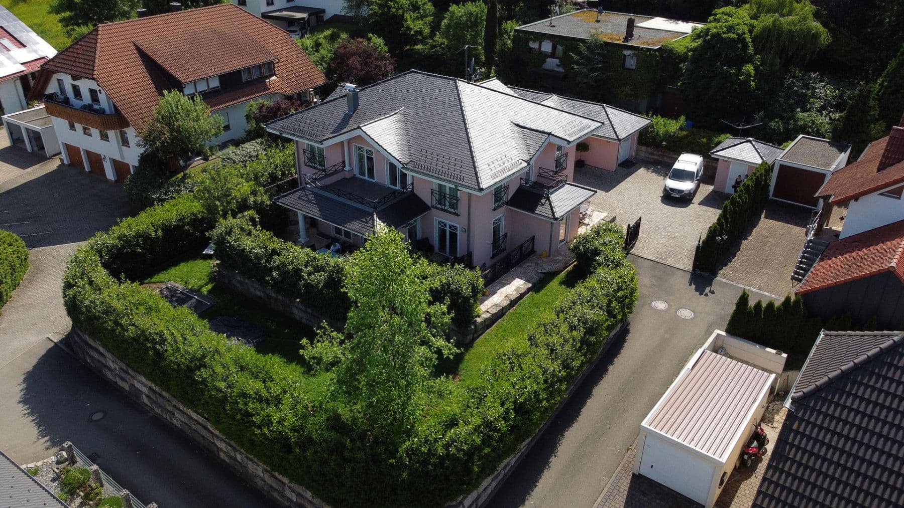 Prodej domu 300 m², pozemek 906 m², Hechingen, Bádensko-Württembersko Prodej domu 300 m², pozemek 906 m², Hechingen, Bádensko-Württembersko