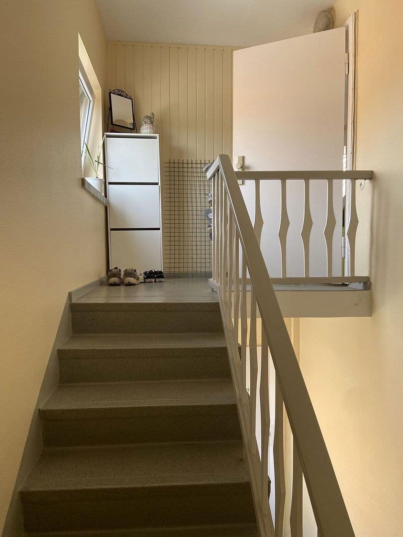 Pronájem bytu 2+1 43 m², Milanstr. 85, Hannover, Dolní Sasko Pronájem bytu 2+1 43 m², Milanstr. 85, Hannover, Dolní Sasko