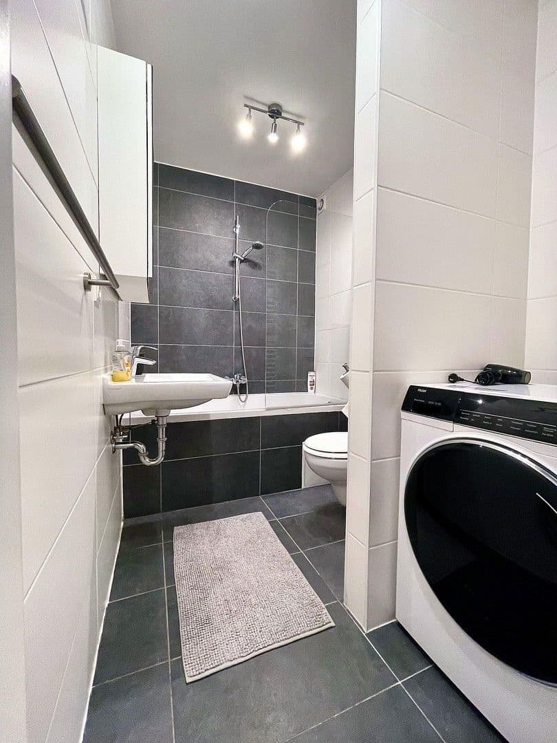 Pronájem bytu 5+1 101 m², Johann Nepomuk Berger Platz 4/10, Wien, Wien Pronájem bytu 5+1 101 m², Johann Nepomuk Berger Platz 4/10, Wien, Wien