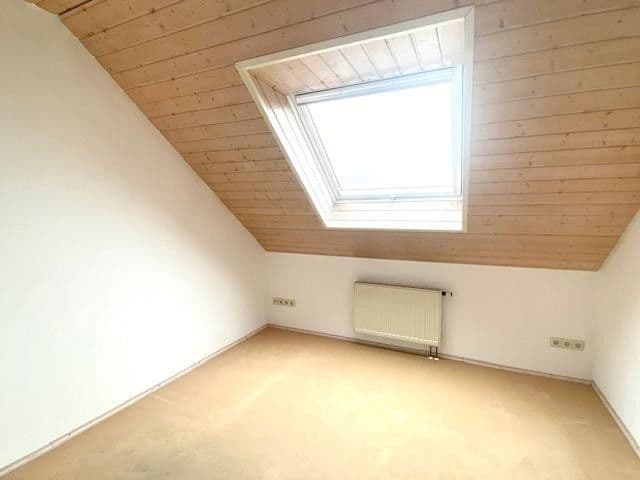 Prodej bytu 4+1 92 m², Herbrechtingen, Bádensko-Württembersko Prodej bytu 4+1 92 m², Herbrechtingen, Bádensko-Württembersko