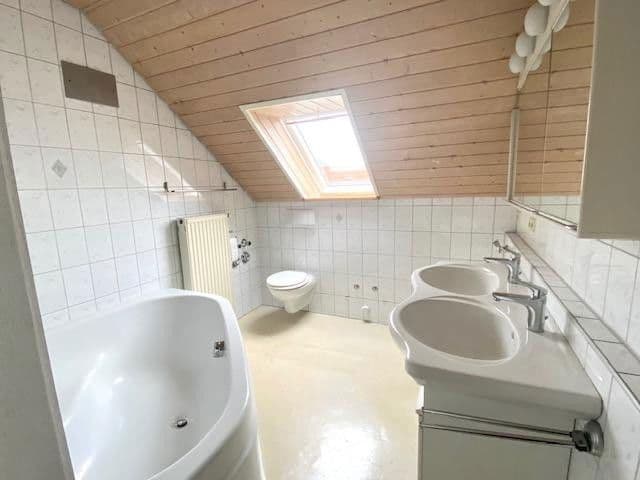 Prodej bytu 4+1 92 m², Herbrechtingen, Bádensko-Württembersko Prodej bytu 4+1 92 m², Herbrechtingen, Bádensko-Württembersko