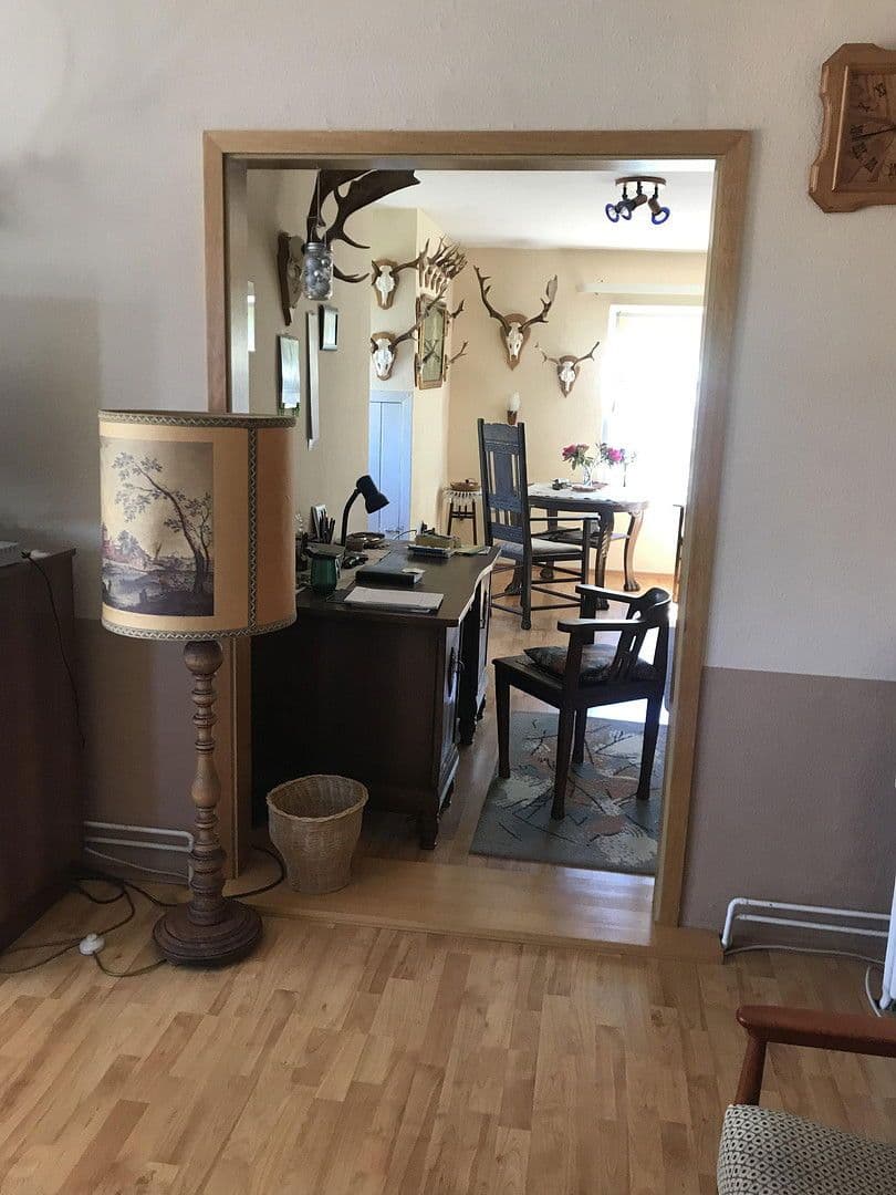 Prodej domu 244 m², pozemek 800 m², Treenestraße 58, Treia, Šlesvicko-Holštýnsko Prodej domu 244 m², pozemek 800 m², Treenestraße 58, Treia, Šlesvicko-Holštýnsko