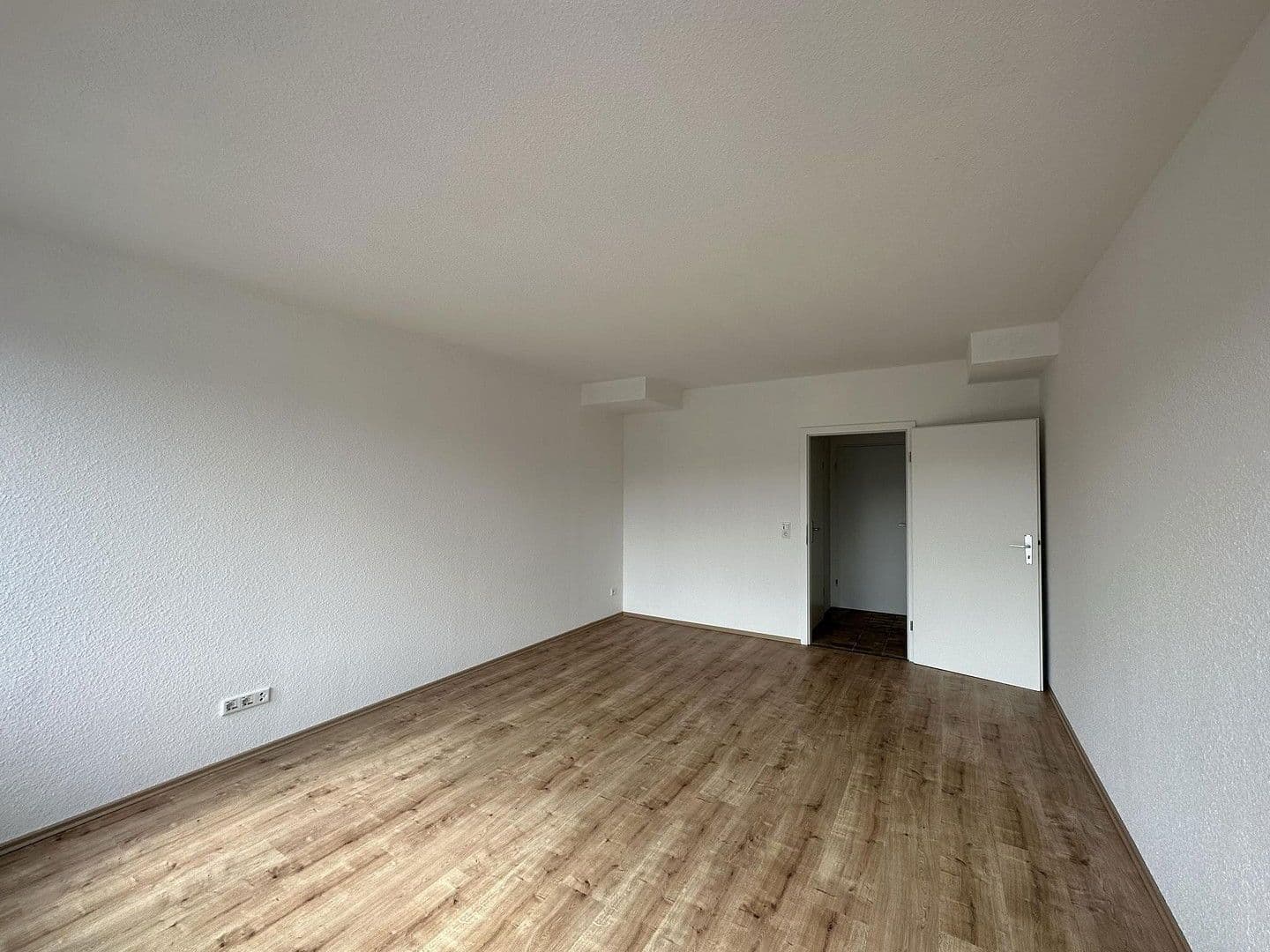 Prodej bytu 1+1 28 m², Rhöndorfer Straße 8, Köln, Severní Porýní-Vestfálsko Prodej bytu 1+1 28 m², Rhöndorfer Straße 8, Köln, Severní Porýní-Vestfálsko