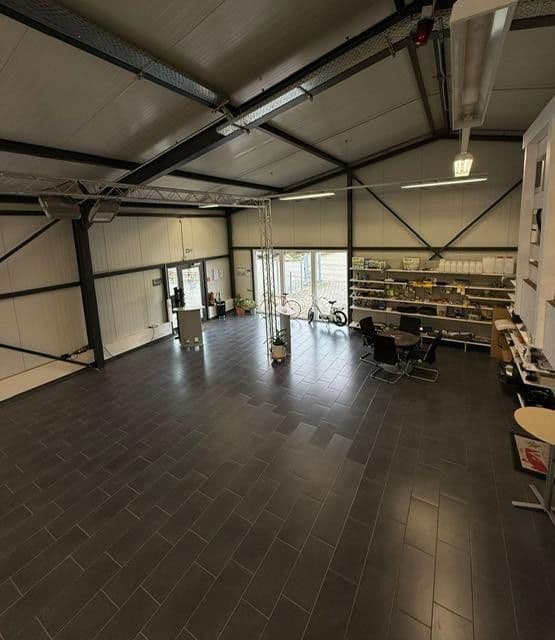 Prodej nebytového prostoru 1.482 m², Kornstr. 3, Hartheim am Rhein, Bádensko-Württembersko Prodej nebytového prostoru 1.482 m², Kornstr. 3, Hartheim am Rhein, Bádensko-Württembersko