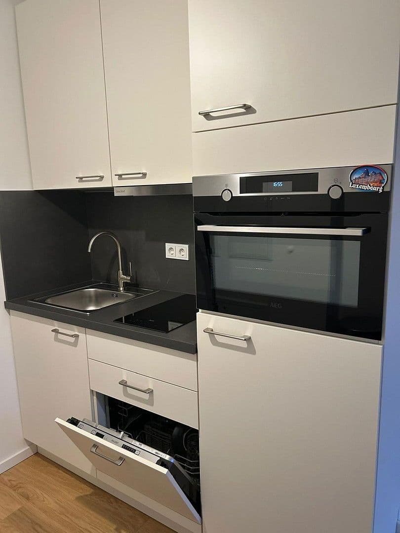 Pronájem bytu 1+1 23 m², Comeniusstrasse 22, Leipzig, Sasko Pronájem bytu 1+1 23 m², Comeniusstrasse 22, Leipzig, Sasko