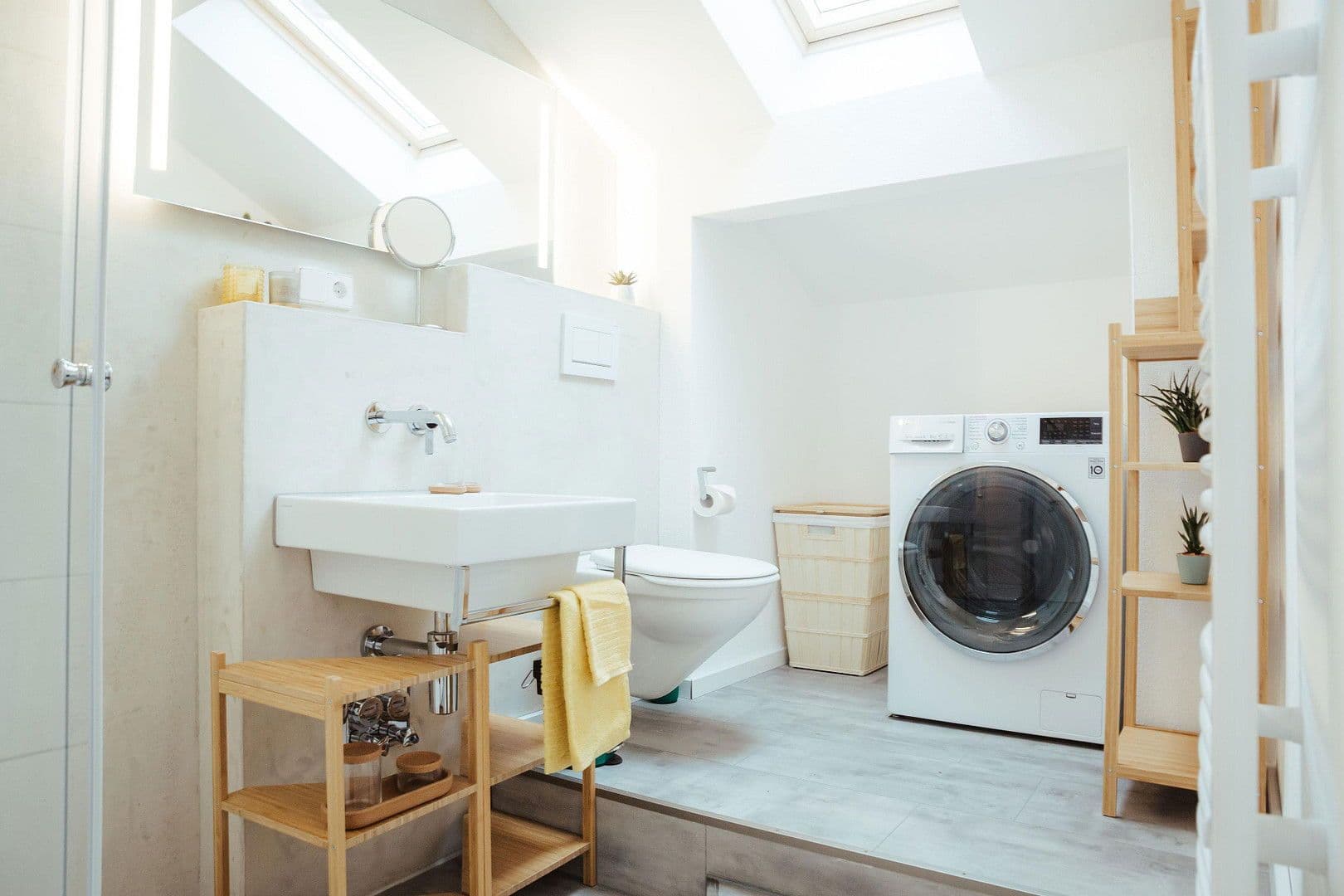 Pronájem bytu 3+1 70 m², Kehlhofstr. 19, Büsingen am Hochrhein, Bádensko-Württembersko Pronájem bytu 3+1 70 m², Kehlhofstr. 19, Büsingen am Hochrhein, Bádensko-Württembersko