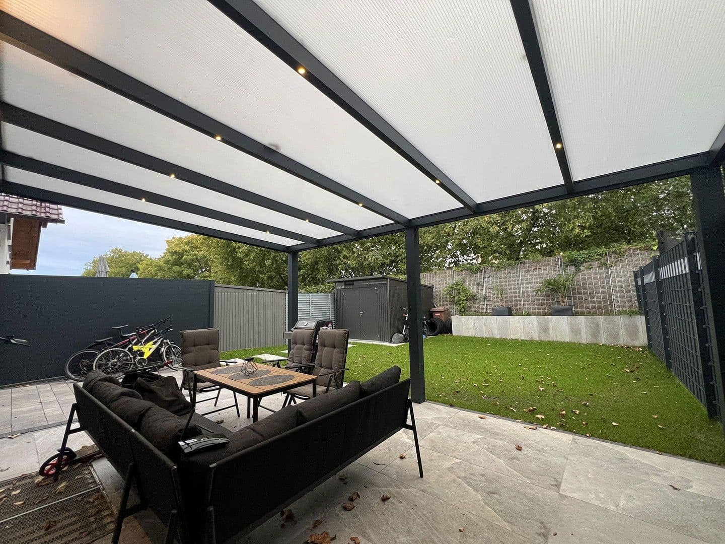 Pronájem domu 200 m², pozemek 150 m², Auf der Weingartsweide 20 A, Neuberg, Hessen Pronájem domu 200 m², pozemek 150 m², Auf der Weingartsweide 20 A, Neuberg, Hessen