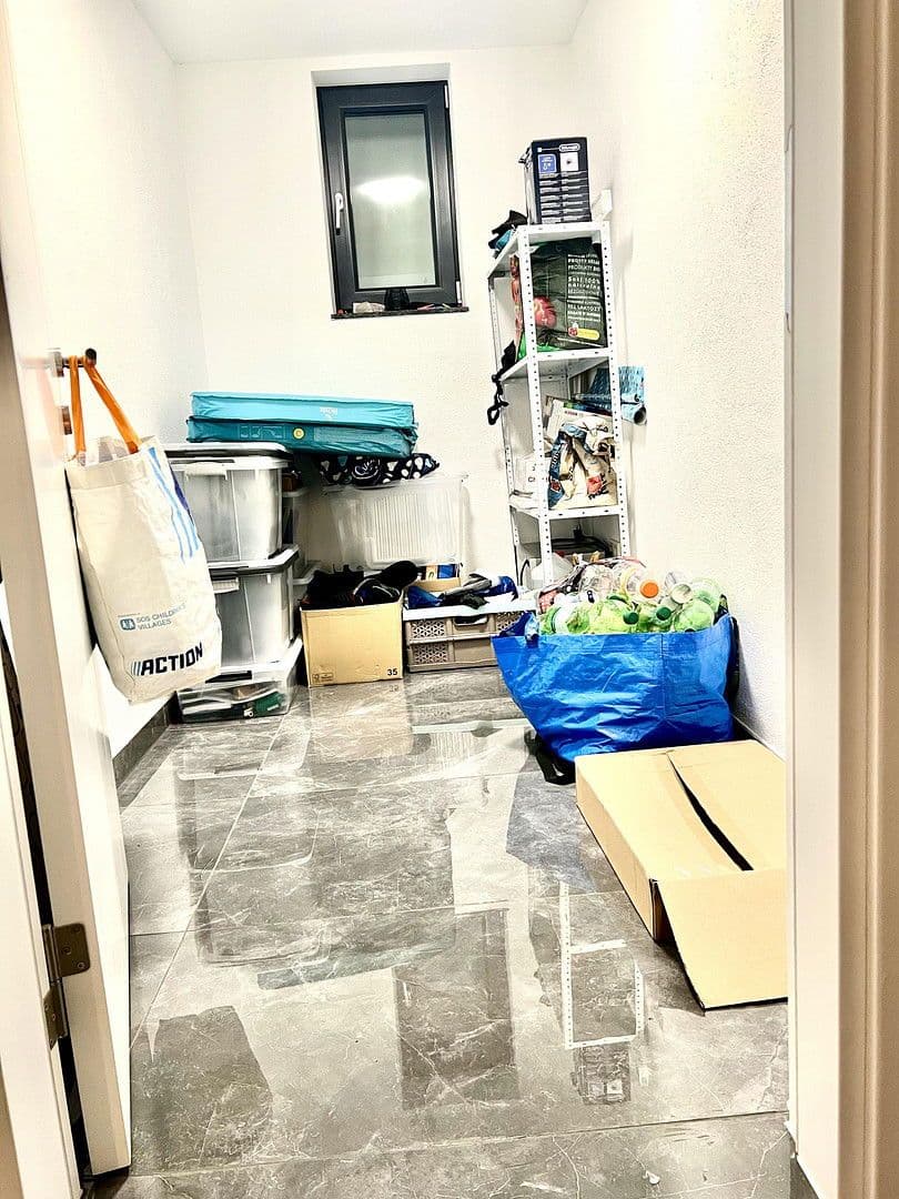 Pronájem domu 200 m², pozemek 150 m², Auf der Weingartsweide 20 A, Neuberg, Hessen Pronájem domu 200 m², pozemek 150 m², Auf der Weingartsweide 20 A, Neuberg, Hessen