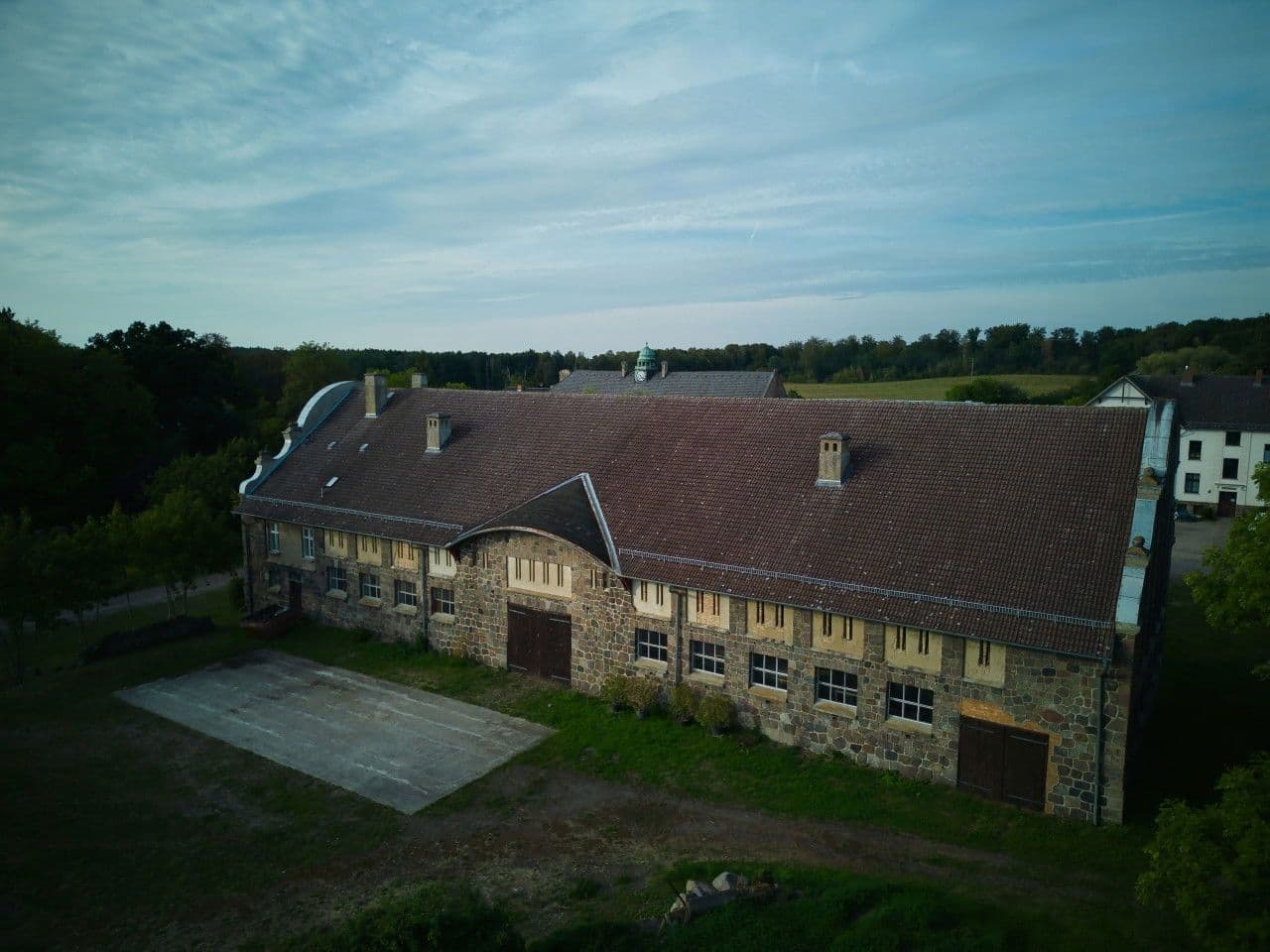 Prodej nebytového prostoru 50.000 m², Klocksin, Mecklenburg-Vorpommern Prodej nebytového prostoru 50.000 m², Klocksin, Mecklenburg-Vorpommern