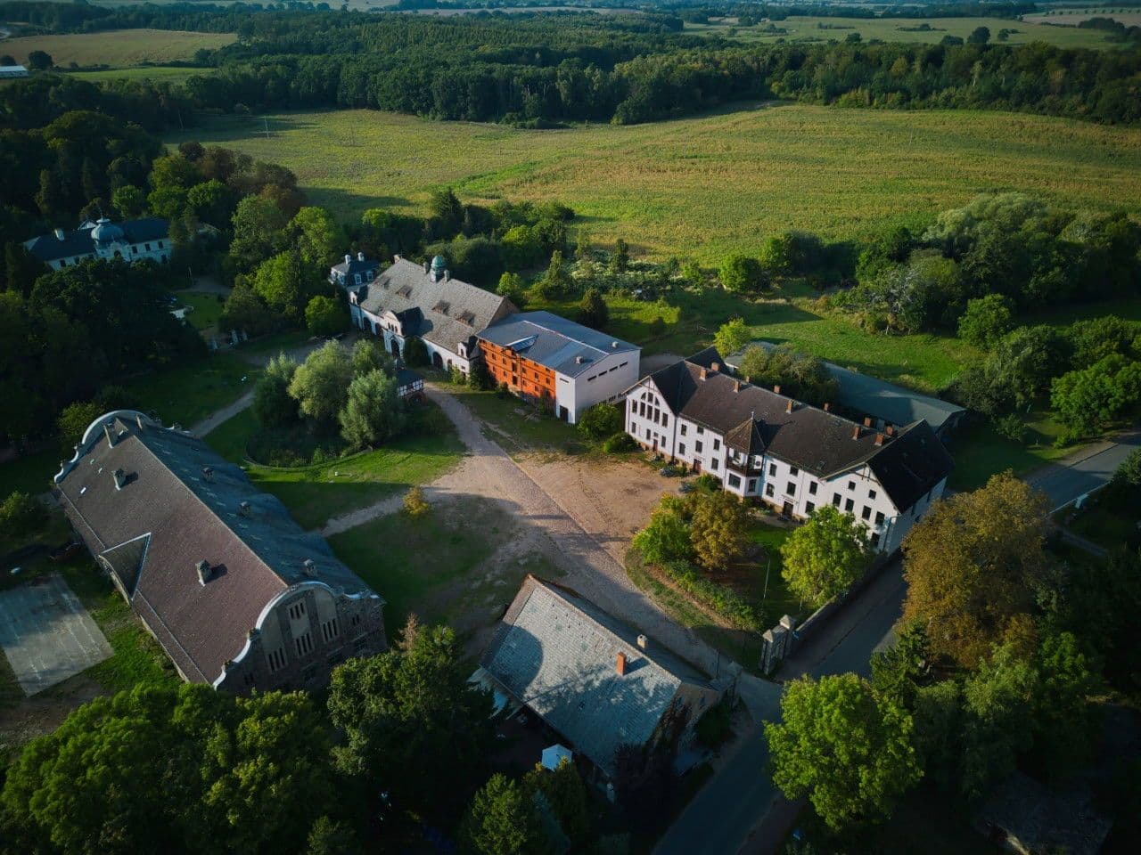 Prodej nebytového prostoru 50.000 m², Klocksin, Mecklenburg-Vorpommern Prodej nebytového prostoru 50.000 m², Klocksin, Mecklenburg-Vorpommern