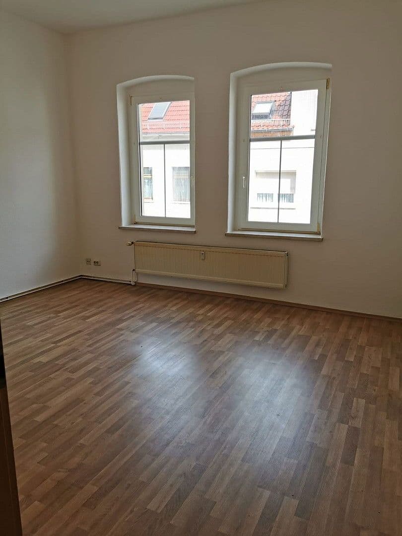 Pronájem bytu 1+1 38 m², Leipziger Vorstadt 18, Pegau, Sasko Pronájem bytu 1+1 38 m², Leipziger Vorstadt 18, Pegau, Sasko