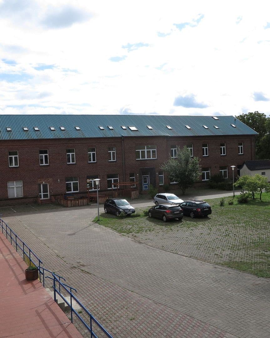 Prodej domu 6.000 m², pozemek 6.000 m², Malchin, Mecklenburg-Vorpommern Prodej domu 6.000 m², pozemek 6.000 m², Malchin, Mecklenburg-Vorpommern