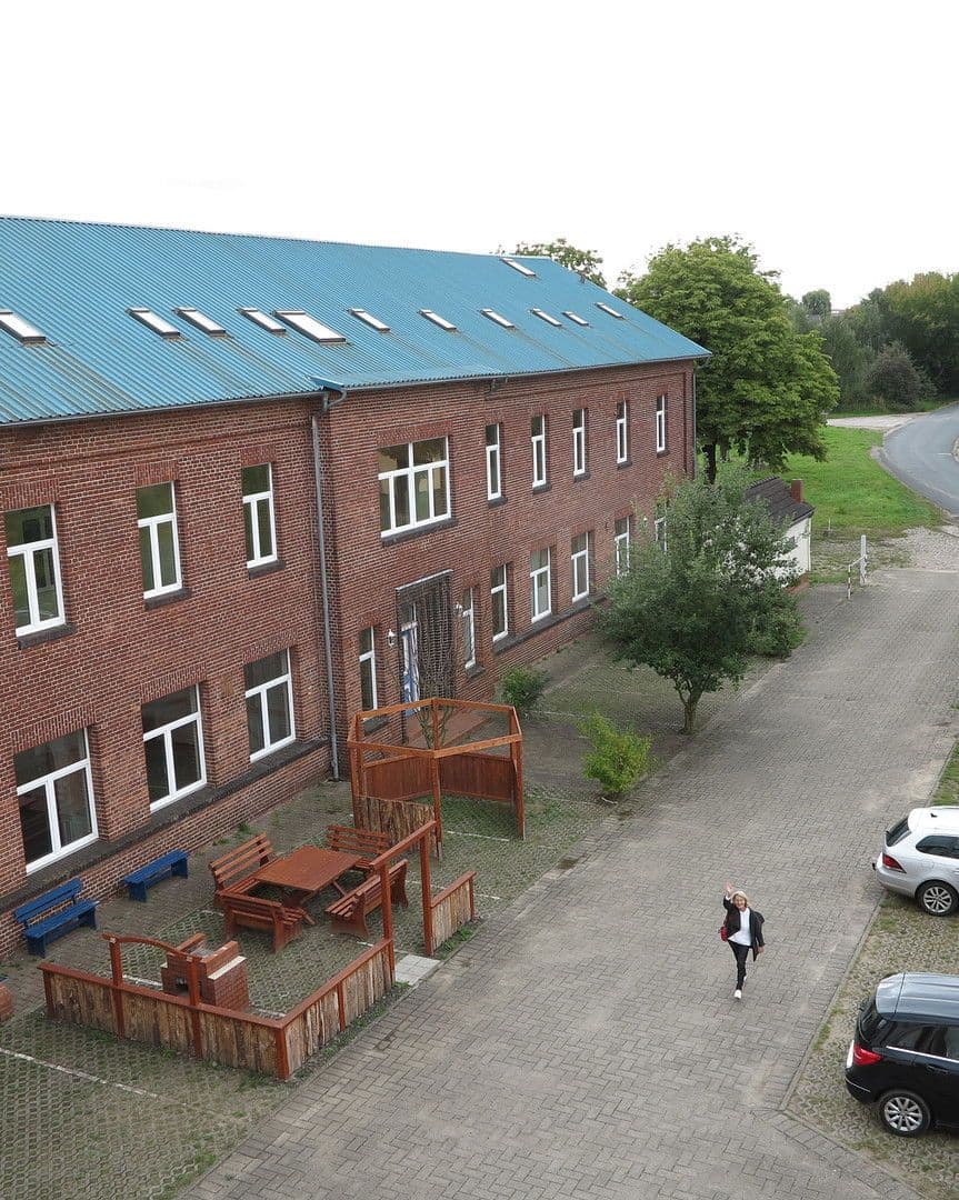 Prodej domu 6.000 m², pozemek 6.000 m², Malchin, Mecklenburg-Vorpommern Prodej domu 6.000 m², pozemek 6.000 m², Malchin, Mecklenburg-Vorpommern