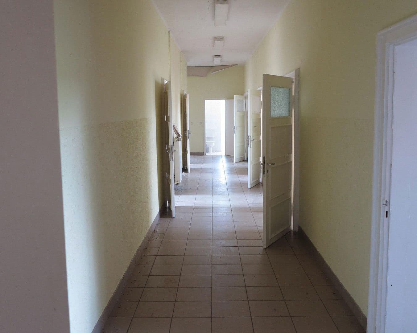 Prodej domu 6.000 m², pozemek 6.000 m², Malchin, Mecklenburg-Vorpommern Prodej domu 6.000 m², pozemek 6.000 m², Malchin, Mecklenburg-Vorpommern