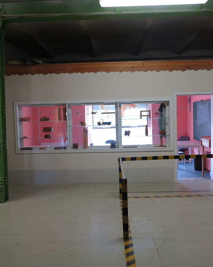 Prodej domu 6.000 m², pozemek 6.000 m², Malchin, Mecklenburg-Vorpommern Prodej domu 6.000 m², pozemek 6.000 m², Malchin, Mecklenburg-Vorpommern