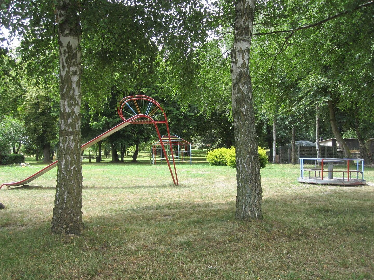 Prodej domu 3.600 m², pozemek 8.126 m², Zettemin, Mecklenburg-Vorpommern Prodej domu 3.600 m², pozemek 8.126 m², Zettemin, Mecklenburg-Vorpommern