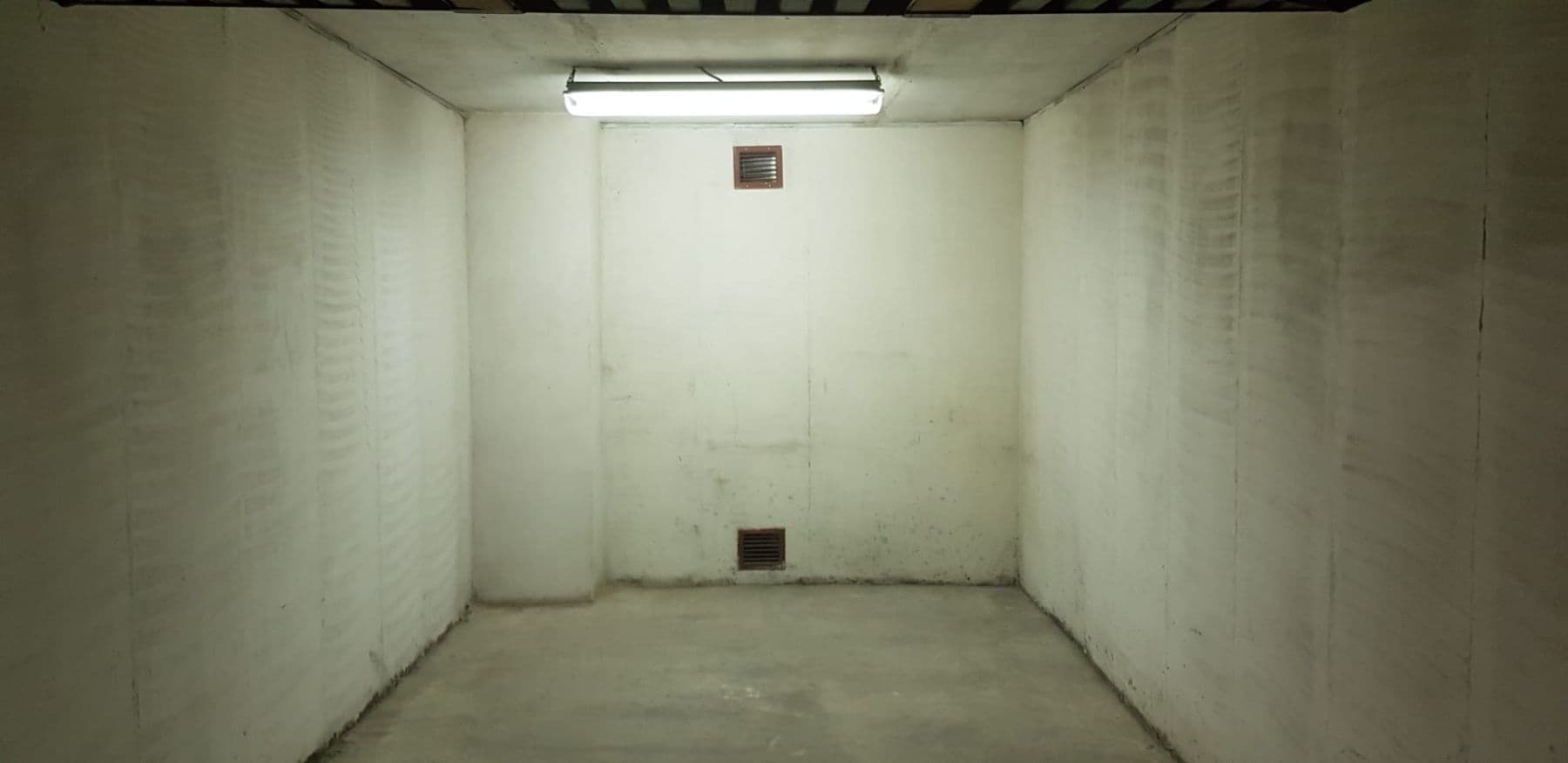 Pronájem garáže 17 m², Chalupkova, Praha, Praha Pronájem garáže 17 m², Chalupkova, Praha, Praha